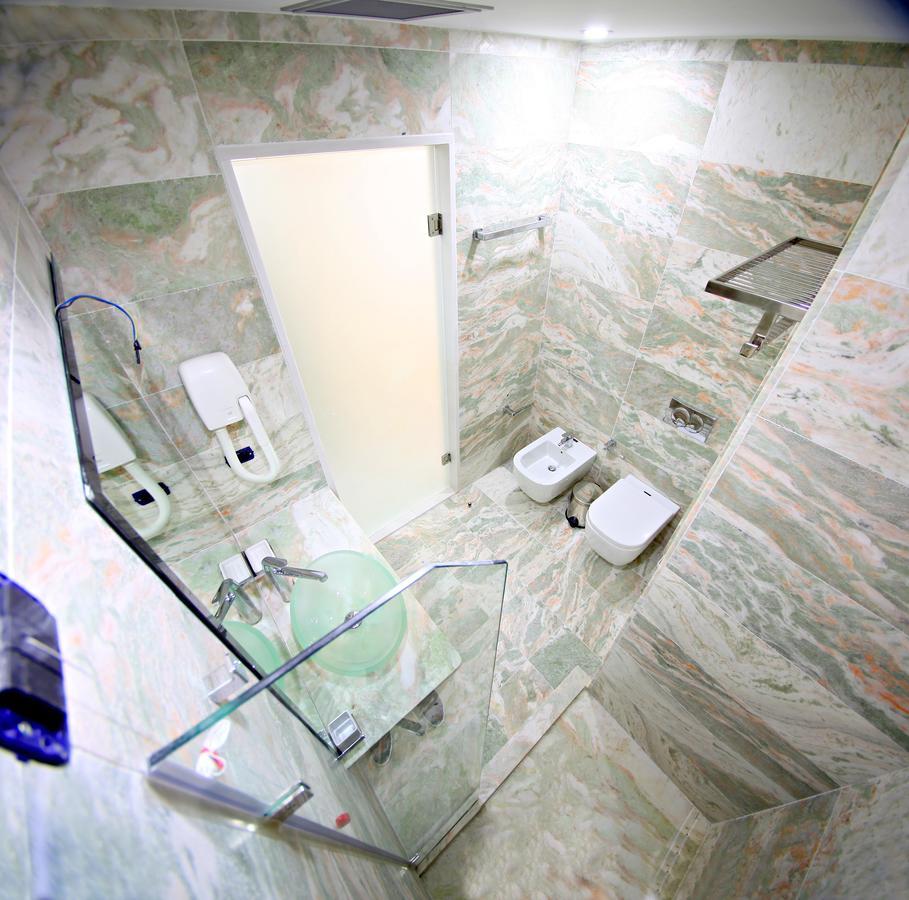 Hotel Palace Vlore Ngoại thất bức ảnh