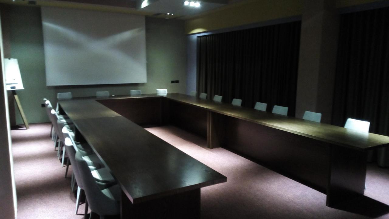 Hotel Palace Vlore Ngoại thất bức ảnh