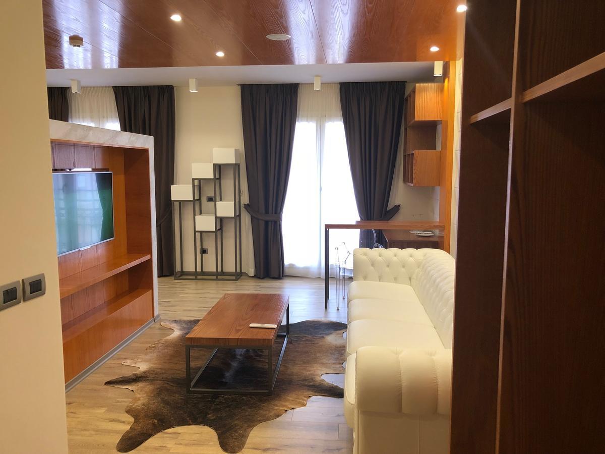 Hotel Palace Vlore Ngoại thất bức ảnh